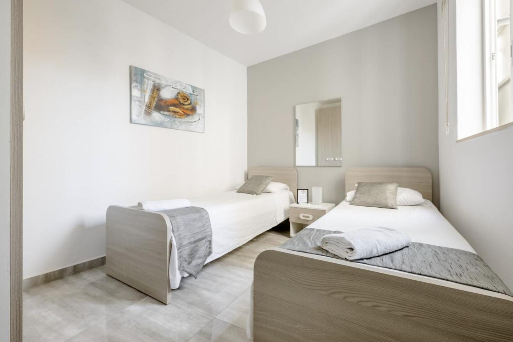 F12 Room 2, Private Room Two Single Beds Privated Bathroom In Shared Flat Мсида Екстериор снимка